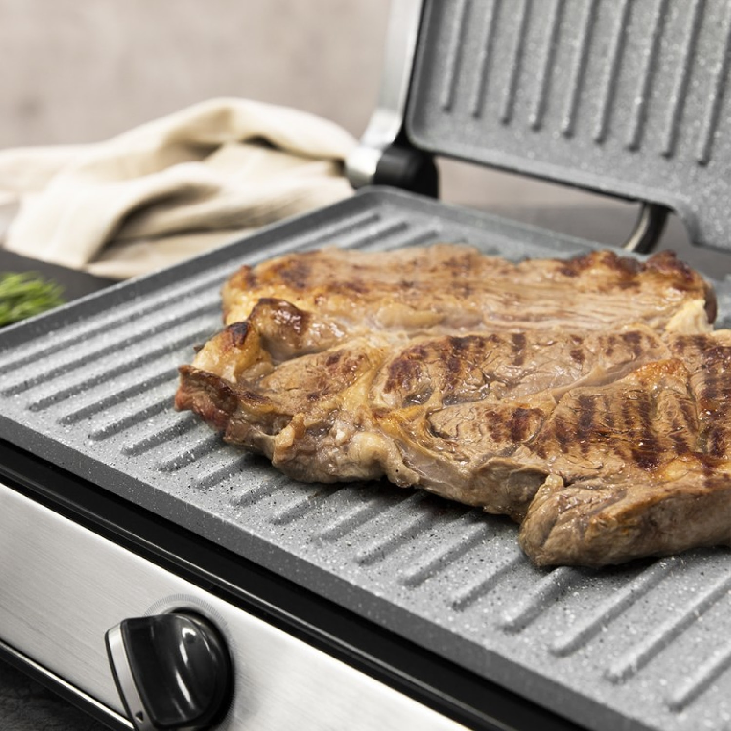 Cecotec Parrilla eléctrica Parrilla Eléctrica Rock'Ngrill Multi 2400 Ultrarapid