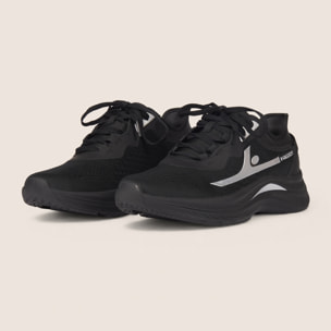 Sneakers donna in mesh con supporti tecnici e suola leggera