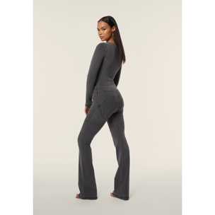 Tuta jumpsuit WR.UP® effetto push up con fondo a zampa