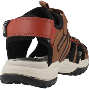 Sandalias Niño de la marca GEOX  modelo J BOREALIS B. B MARRON