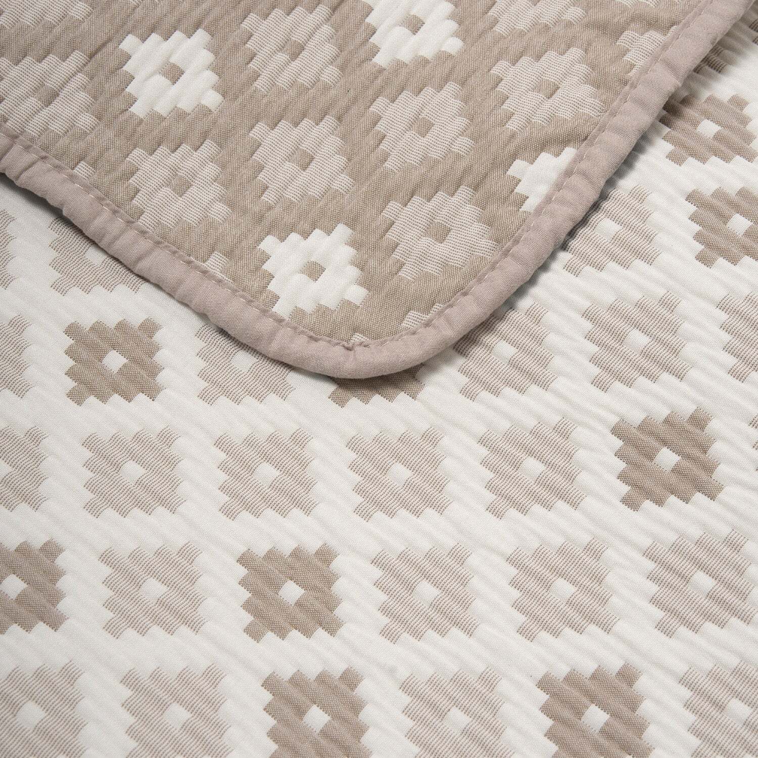 Colcha jacquard ayana arena