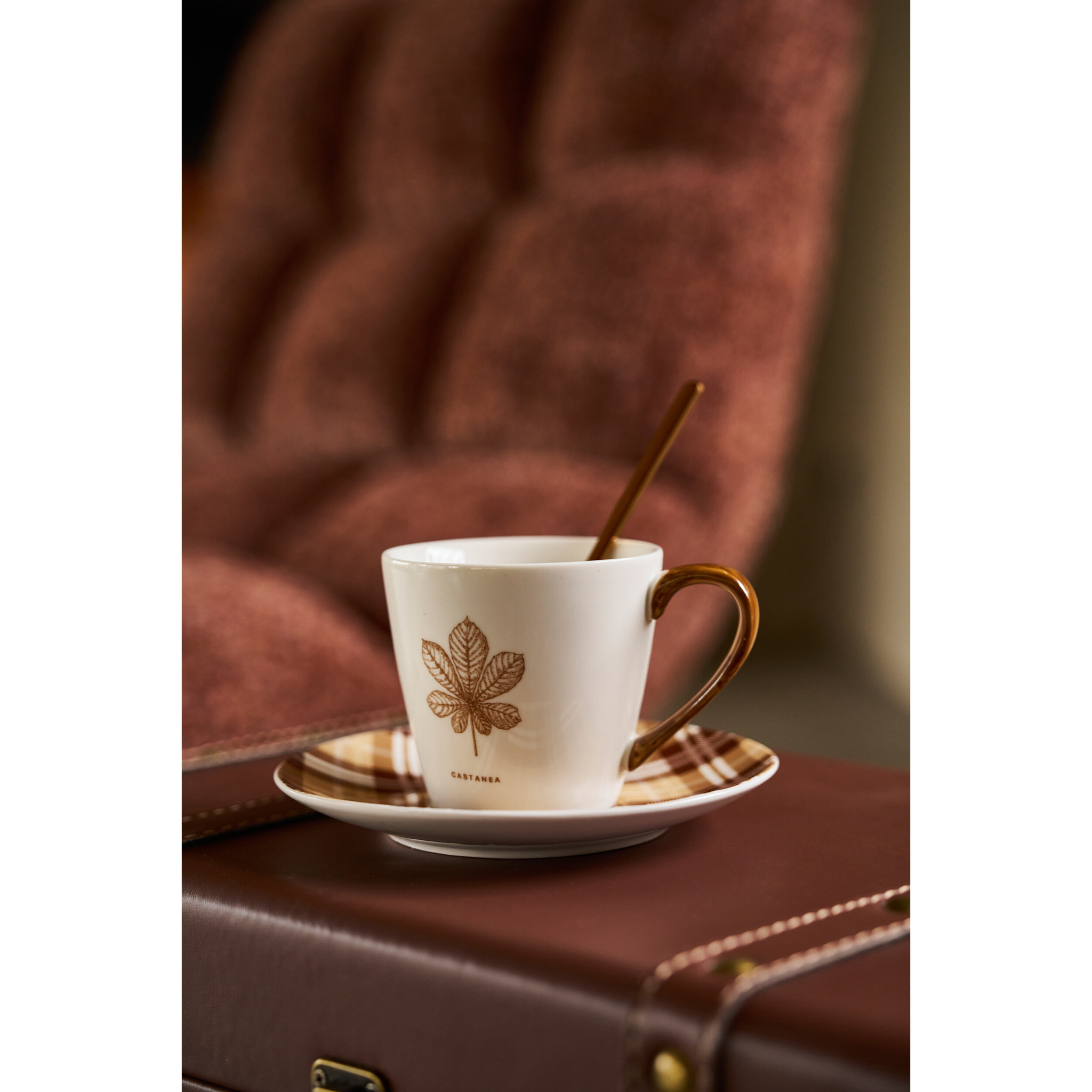 J-Line boite à thé + sous-tasse Feuille - céramique - marron - large - boîte de 4