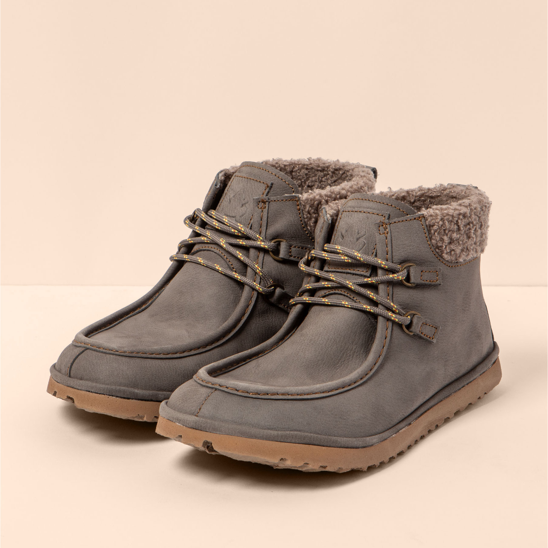 Botines N5373 PLEASANT GREY / TRIBU color Grey