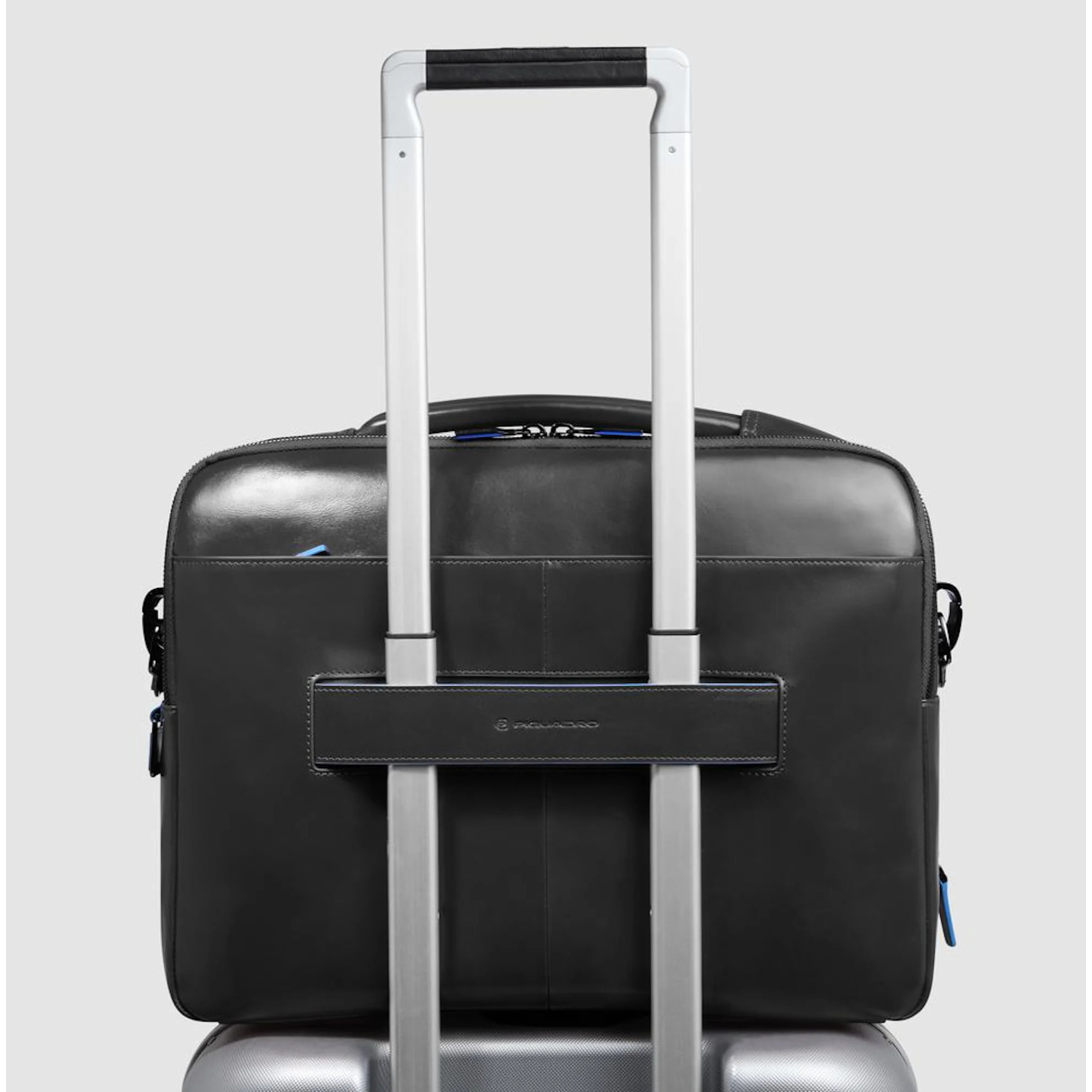 Piquadro Borsa porta pc e iPad®Pro 12,9” in pelle personalizzabile con protezioni antiurto e RFID