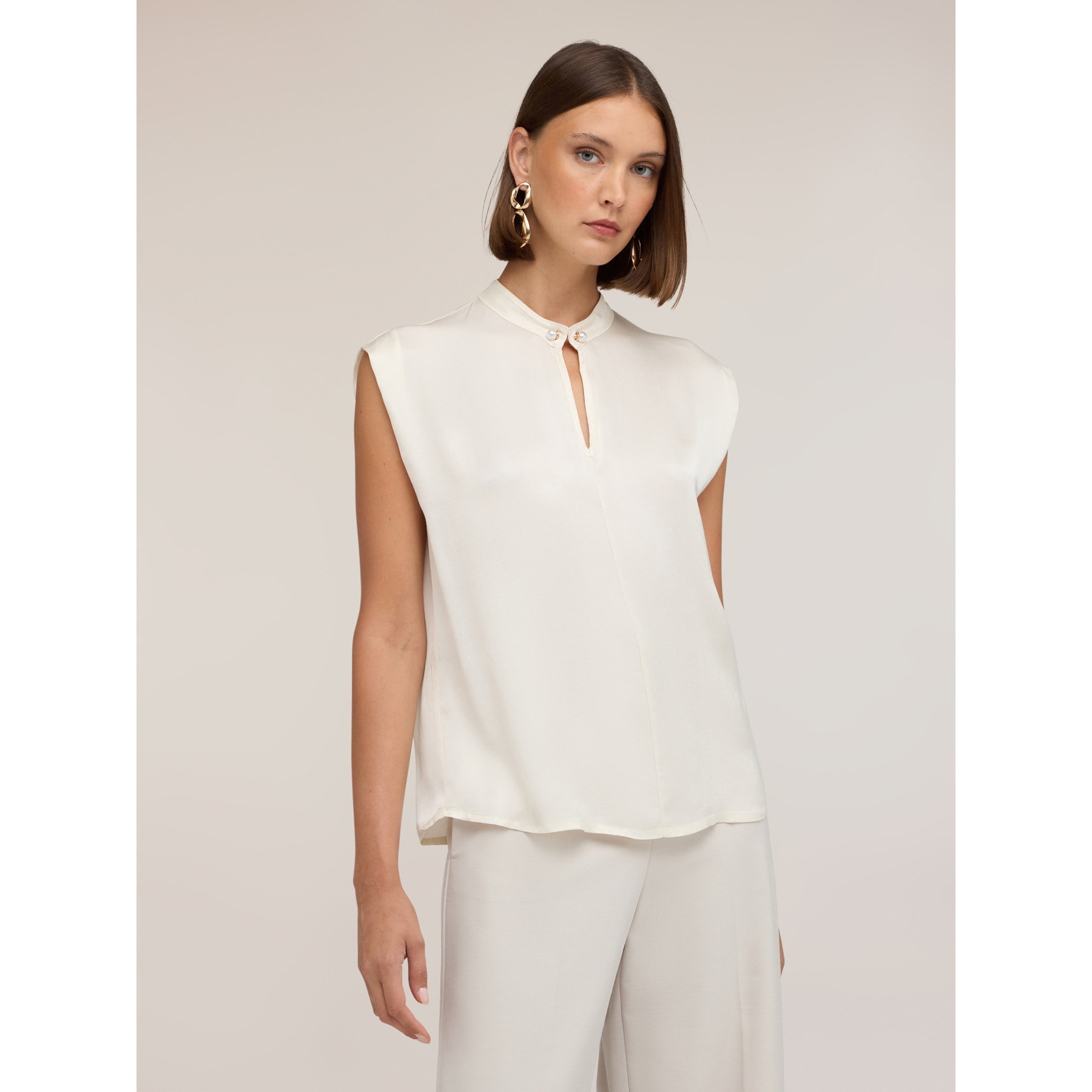 Motivi - Blusa in raso con scollo alla coreana - Bianco