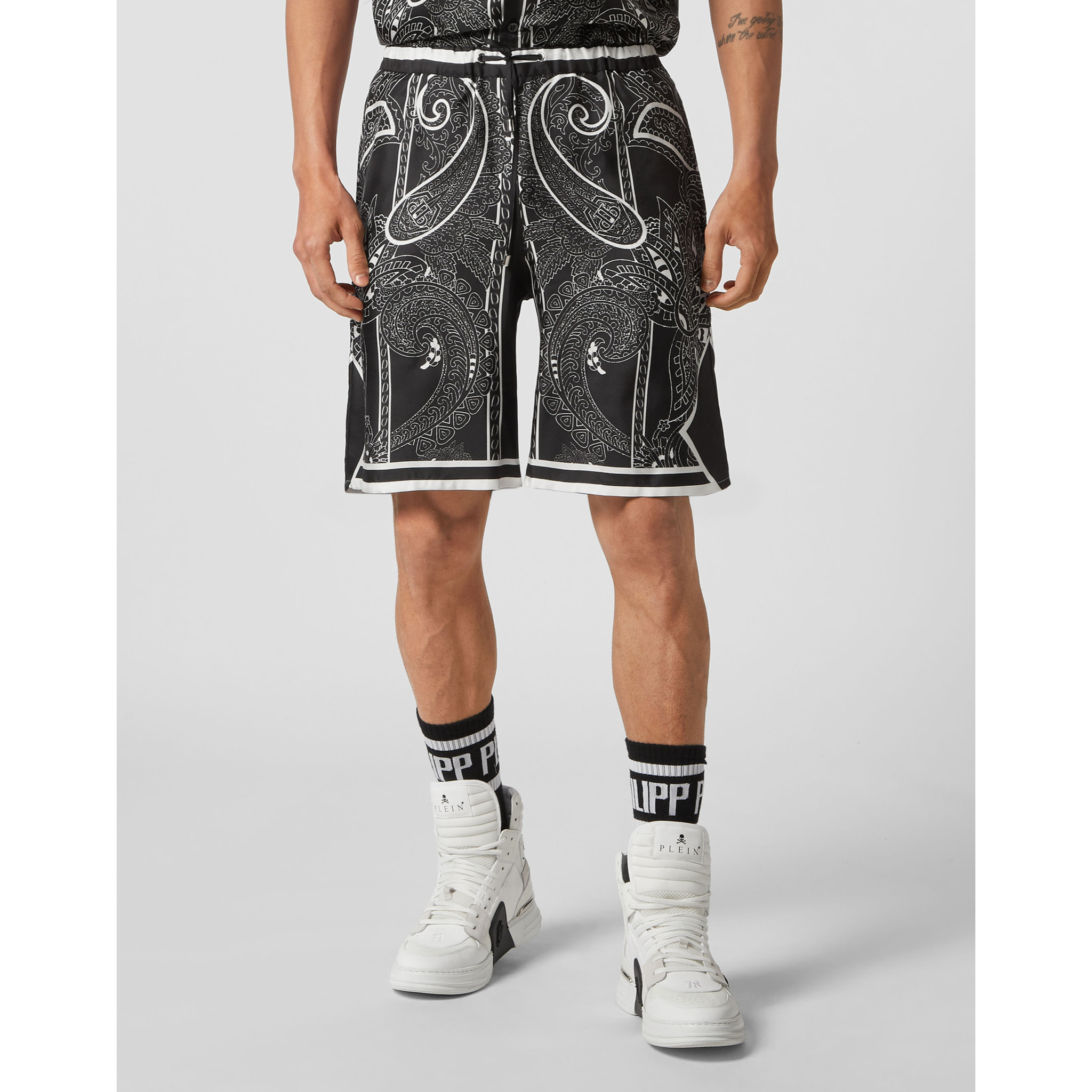 PHILIPP PLEIN Shorts PAISLEY