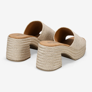 Sandalias de esparto beige con plataforma y tacón