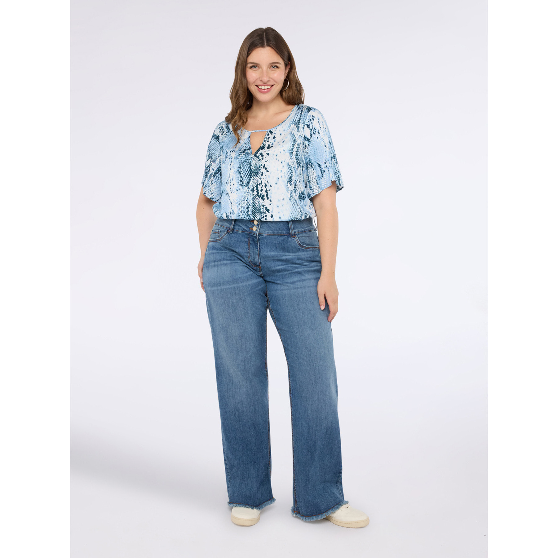 Fiorella Rubino - Jeans regular con orlo sfrangiato - Azzurro