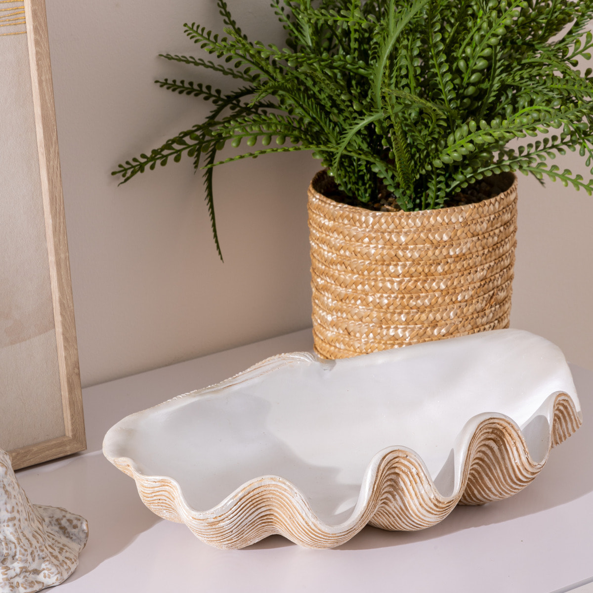 Coupelle "Oceane" résine blanc chaud L 36cm