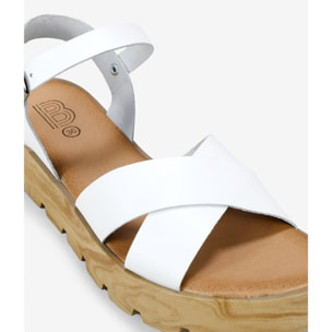 Sandalias blancas en piel con plataforma de madera