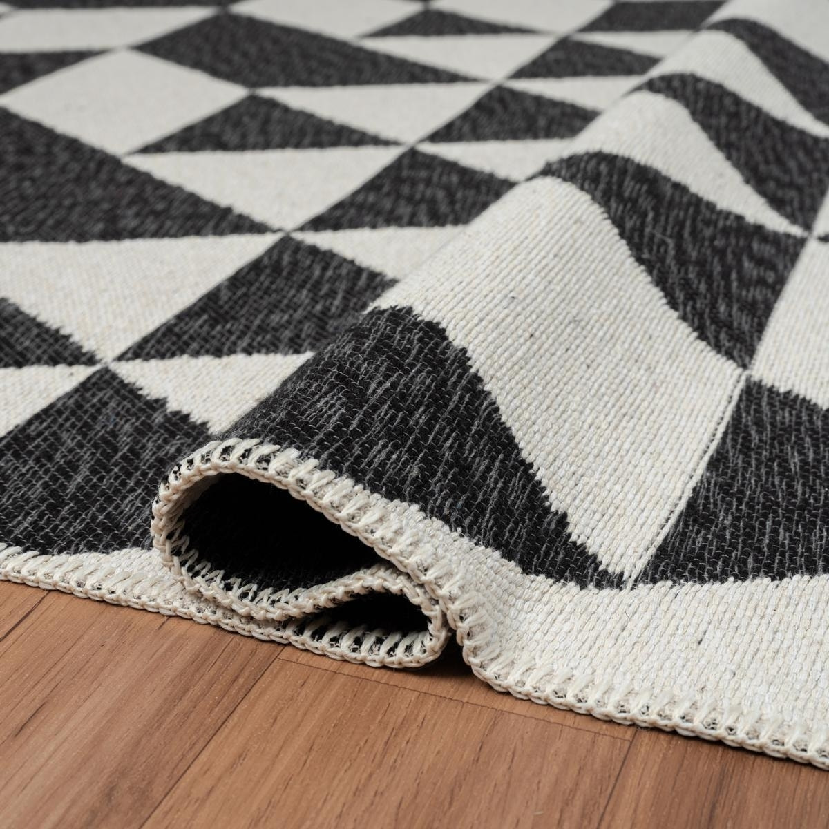 Tapis kilim reversible en coton motif géométrique BI