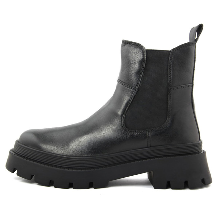 Stivaletto Donna in vera Pelle  colore Nero-Altezza tacco:4,5cm