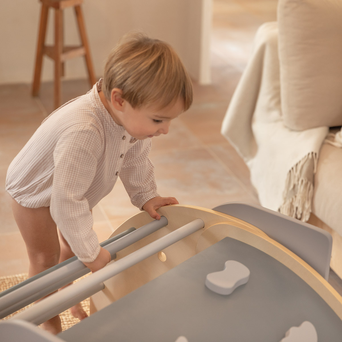 Arco de escalada plegable de madera ELEPHANT PIKLER para niños