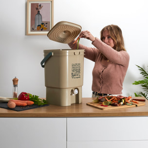 Composteur De Cuisine Avec Robinet Et Spray M2