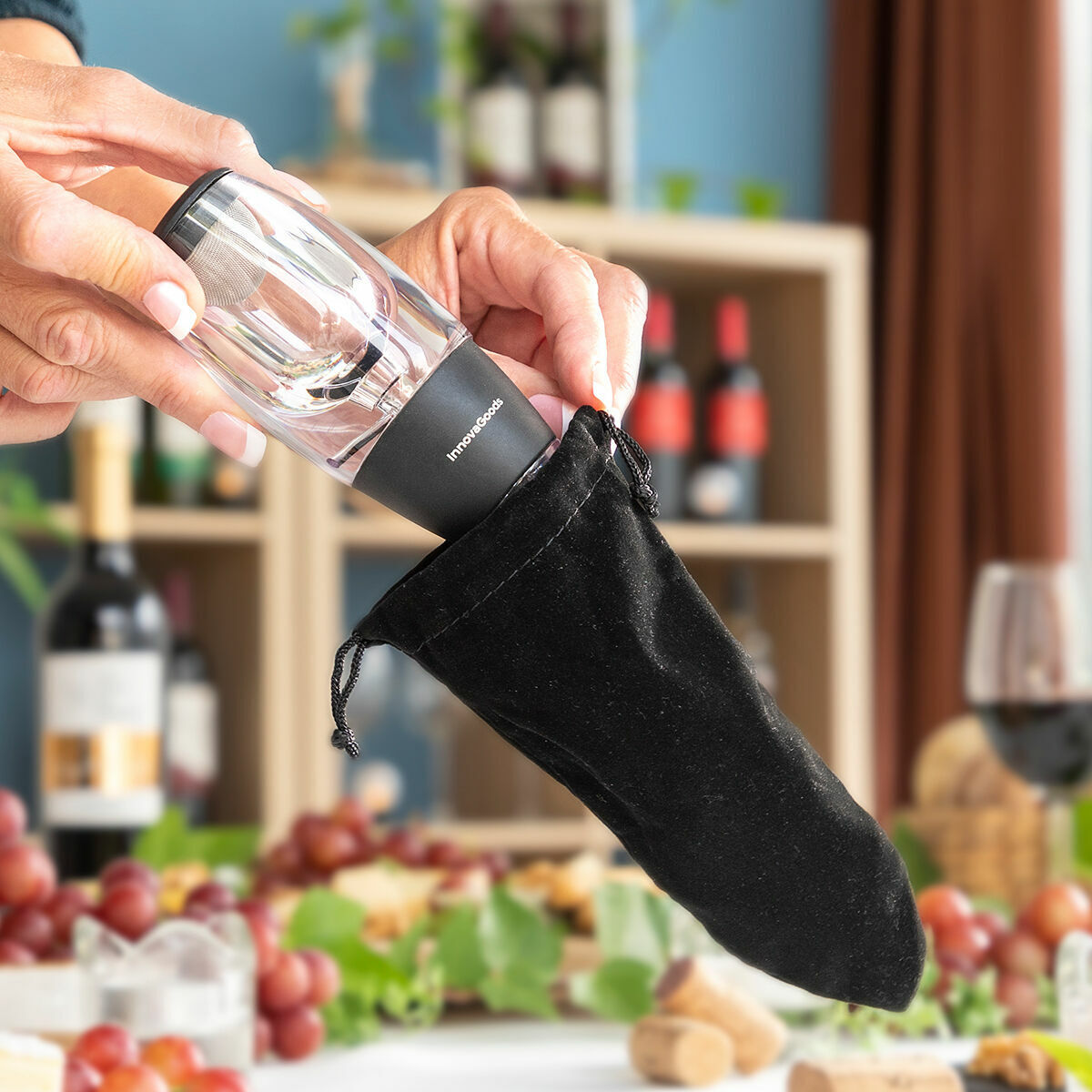 Aeratore per Vino con Filtro, Supporto e Custodia Wineir InnovaGoods