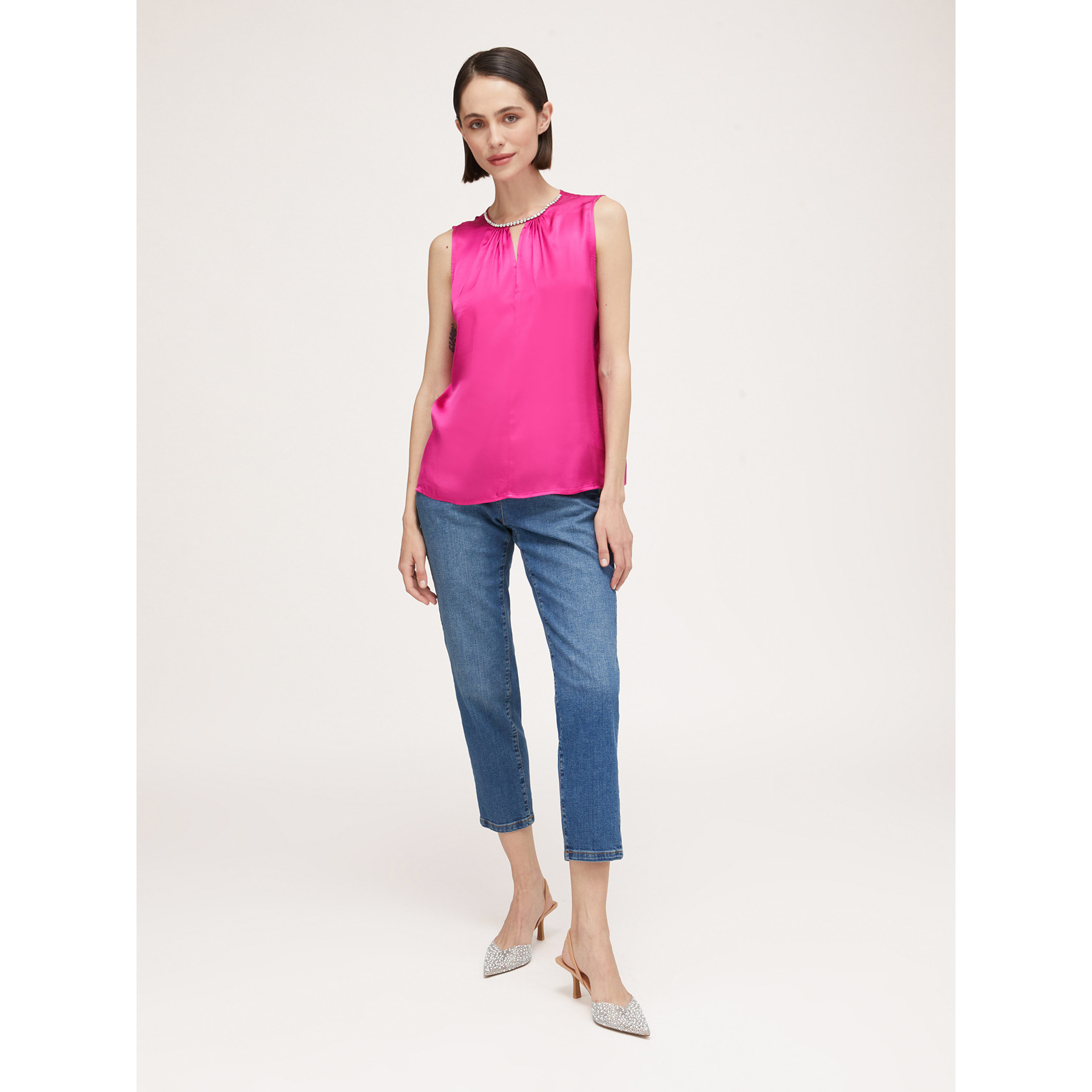 Motivi - Top de raso con bordado de piedras crystal - Fuchsia