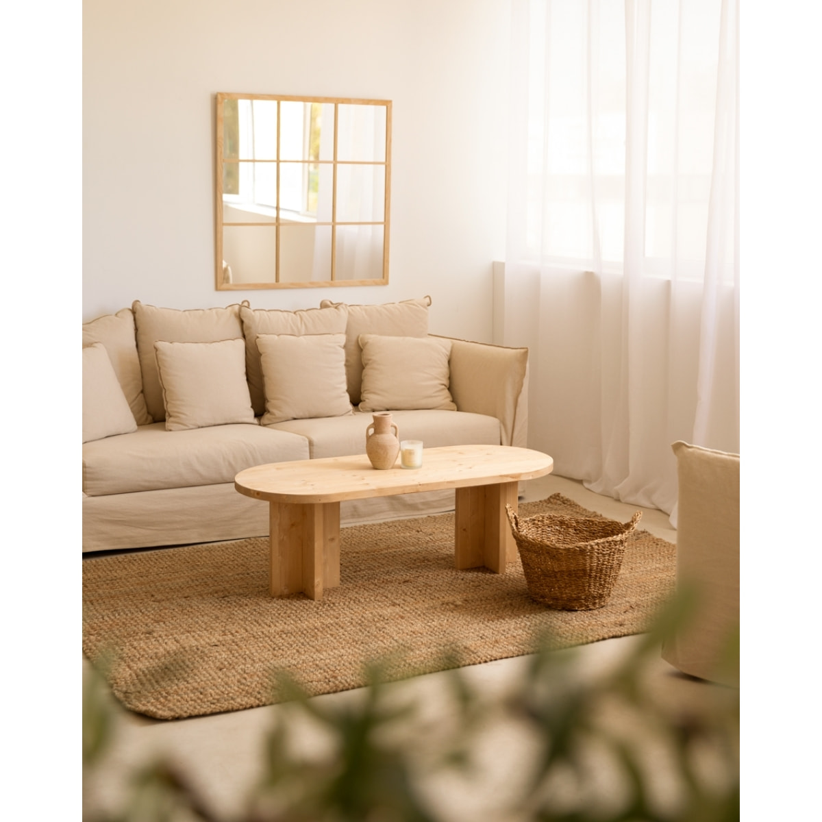 Table basse en bois massif ton chêne moyen 120x50cm Hauteur: 40 Longueur: 120 Largeur: 50