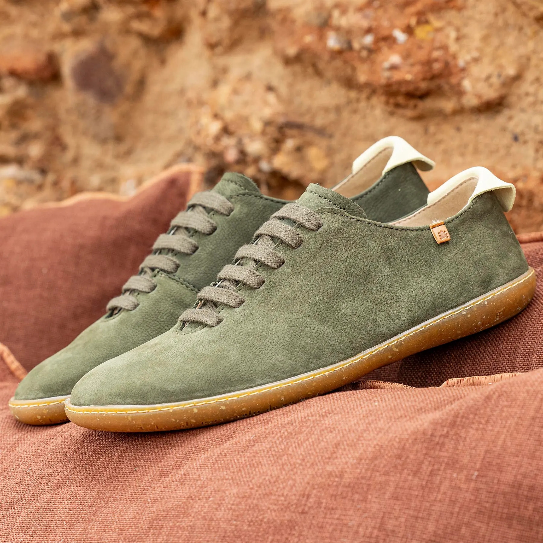 Zapatillas N296 NOBUCK LAVADO CUERO/EL VIAJERO color Cuero