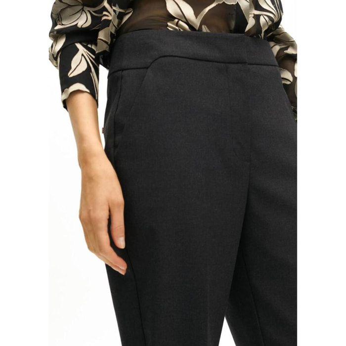 Pantaloni Chino con Dettaglio Cintura