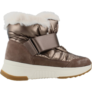 Botines Mujer de la marca GEOX  modelo 185903 BRONCE