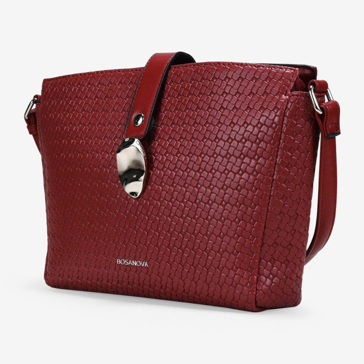 Bolso bandolera rojo con solapa de metal