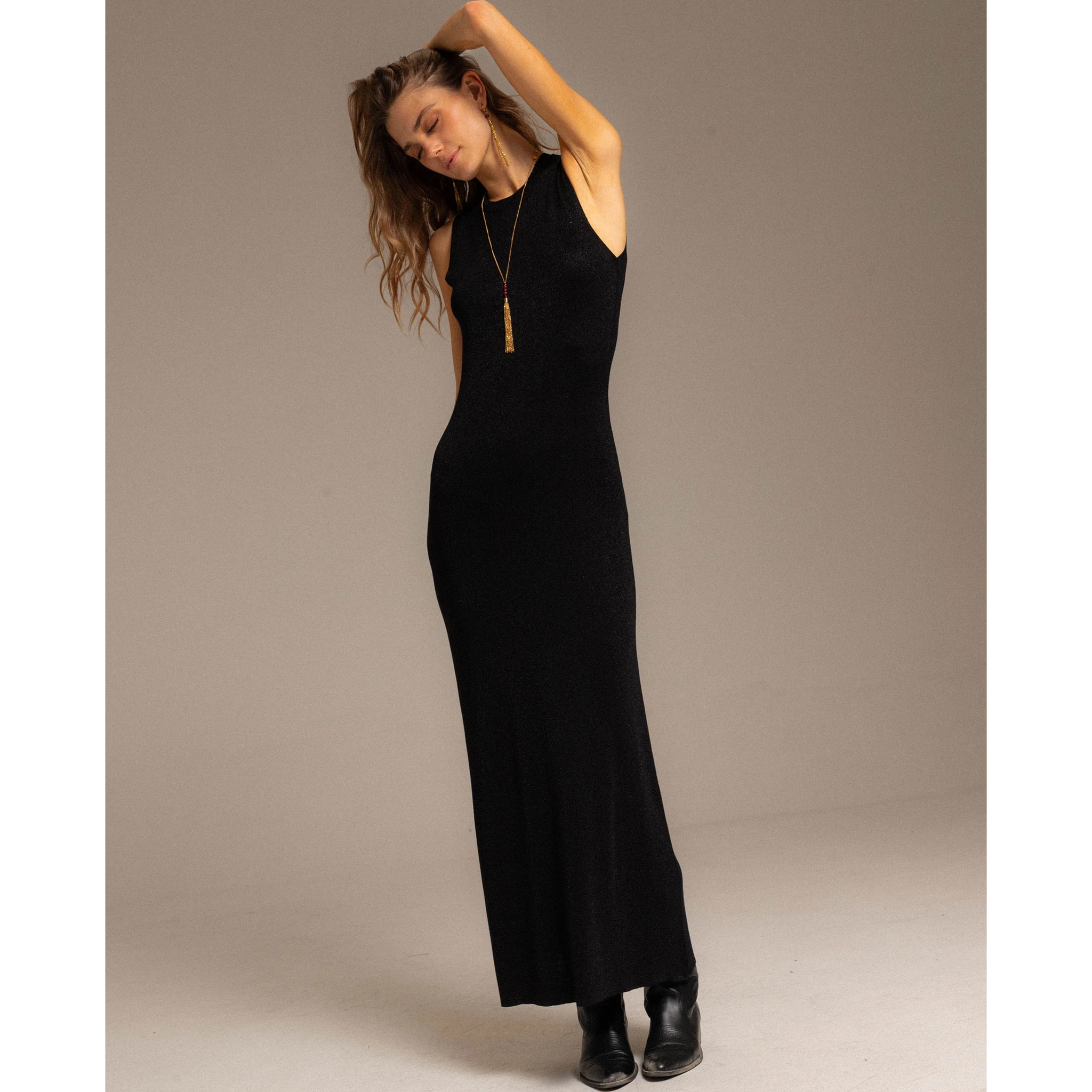 Vestido largo de punto con brillo