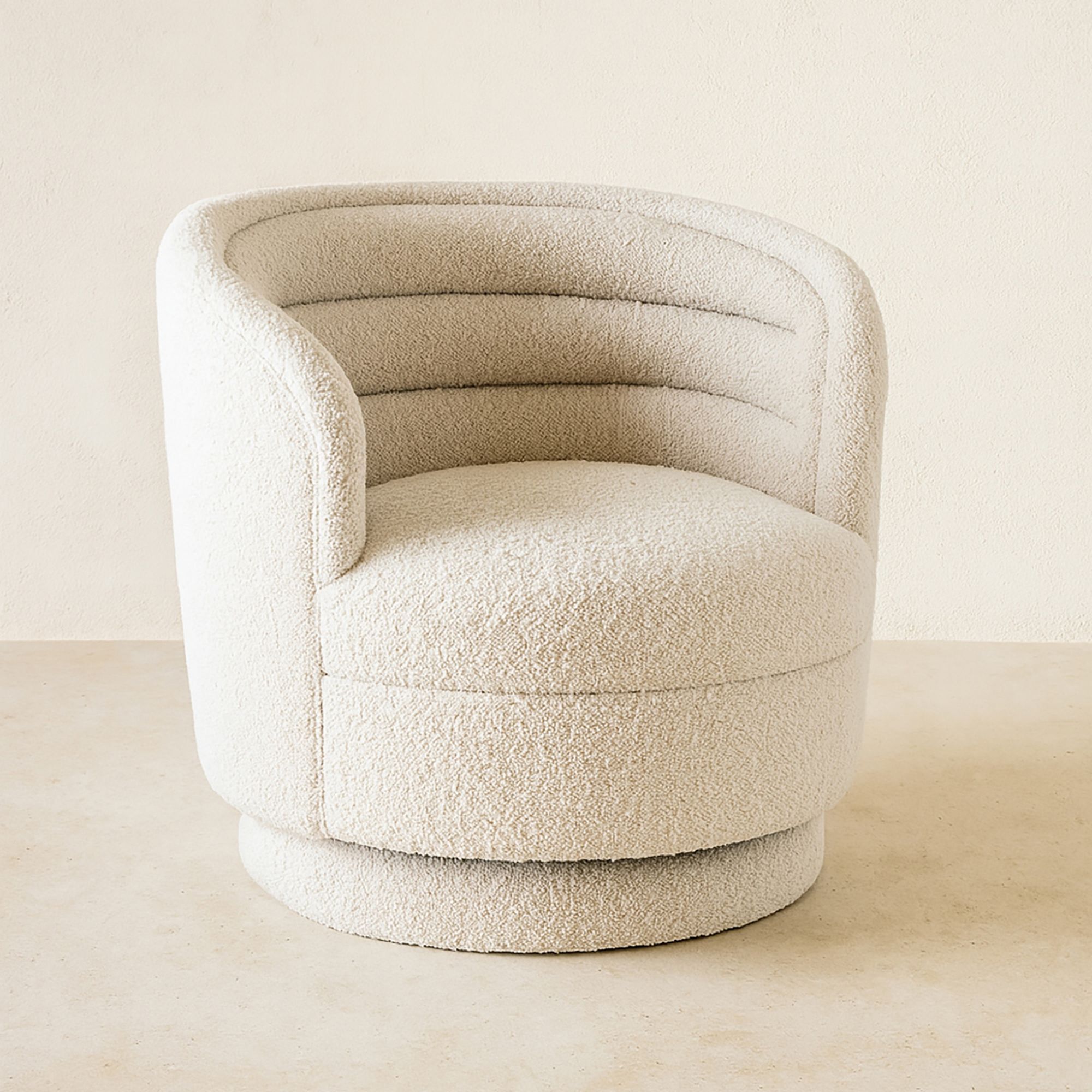 Fauteuil pivotant tissu en bouclette beige LINUS