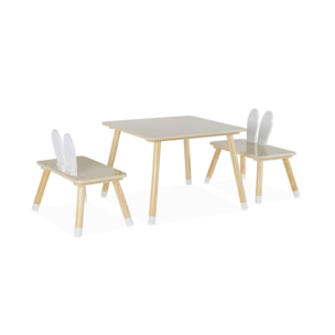 Table enfant + 2 chaises. pieds en pin. couleur blanc et bois