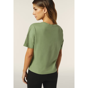 T-shirt donna comfort fit corta con stampa e spacchi