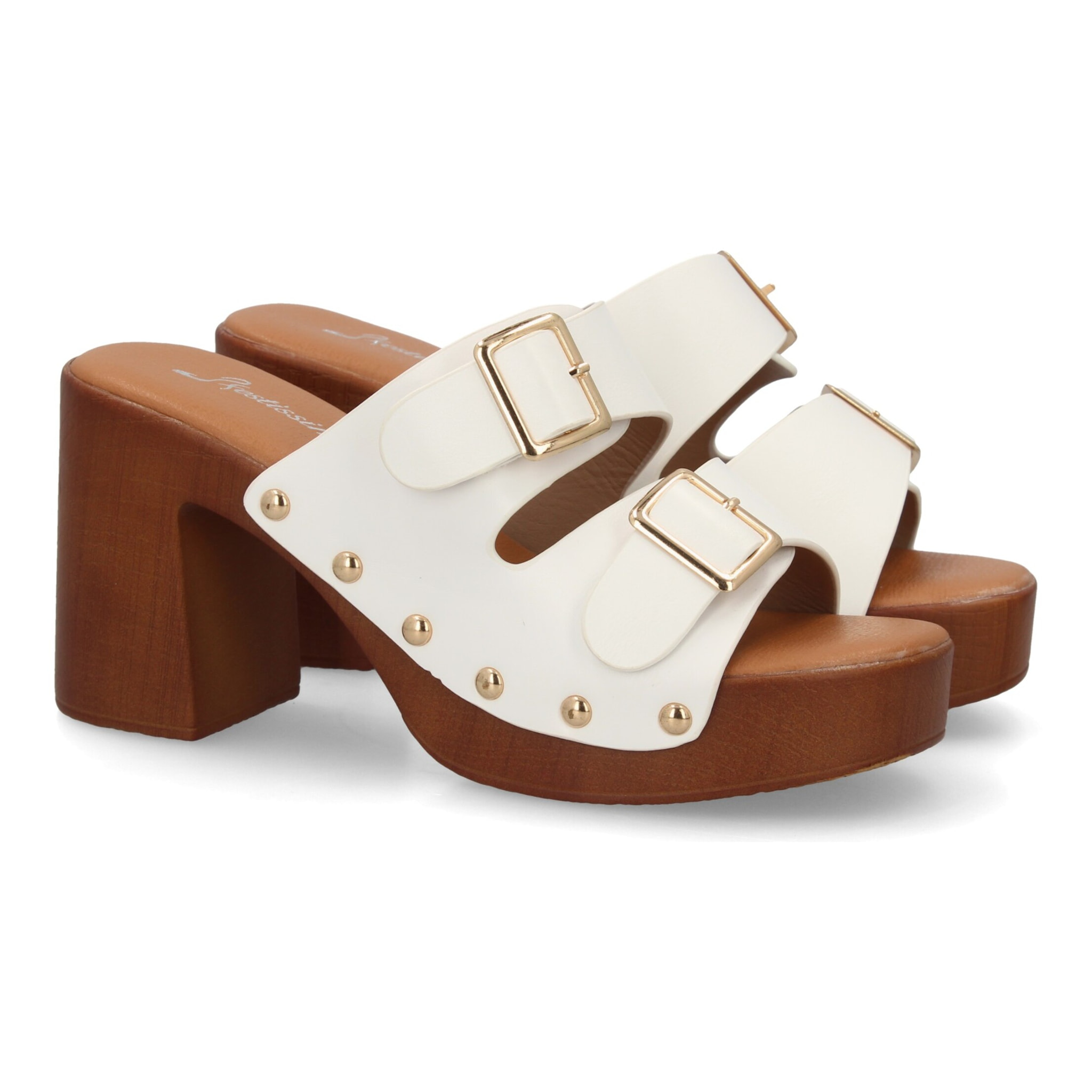 Sandalia plataforma mujer con hebillas y tachuelas