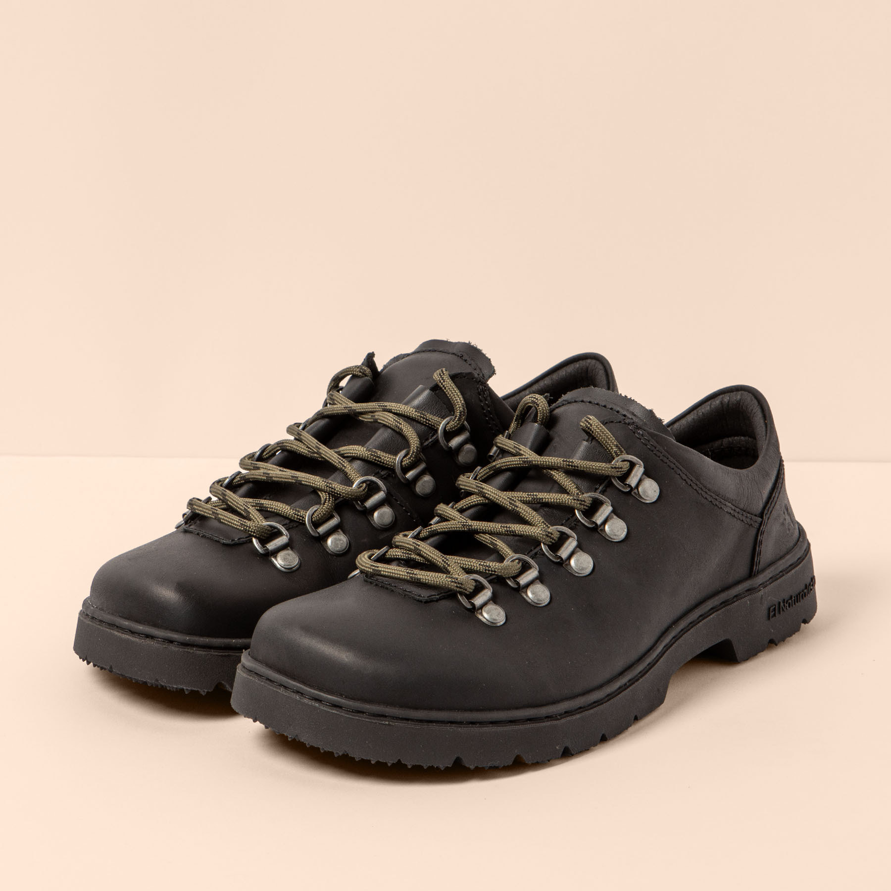 Zapatos N5266 ARIZONA BLACK / NOMADA color Black