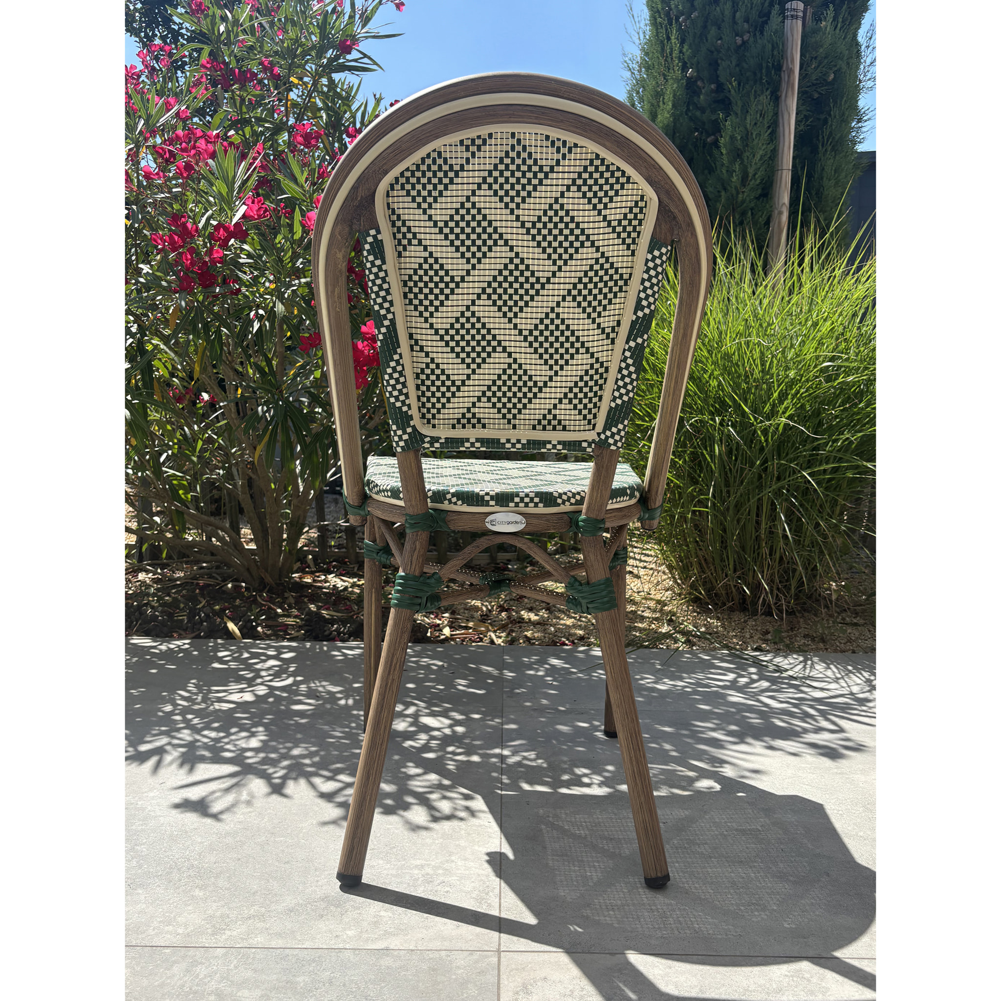 BISTRO - Fauteuil de jardin empilable en aluminium - vert