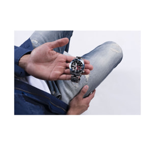 Guess Orologio Multifunzione Axle