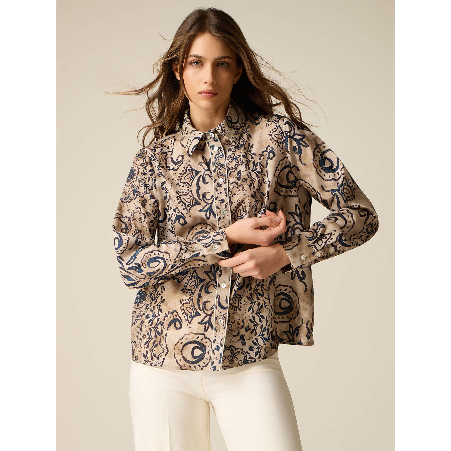 Oltre - Camicia in raso fantasia - Beige