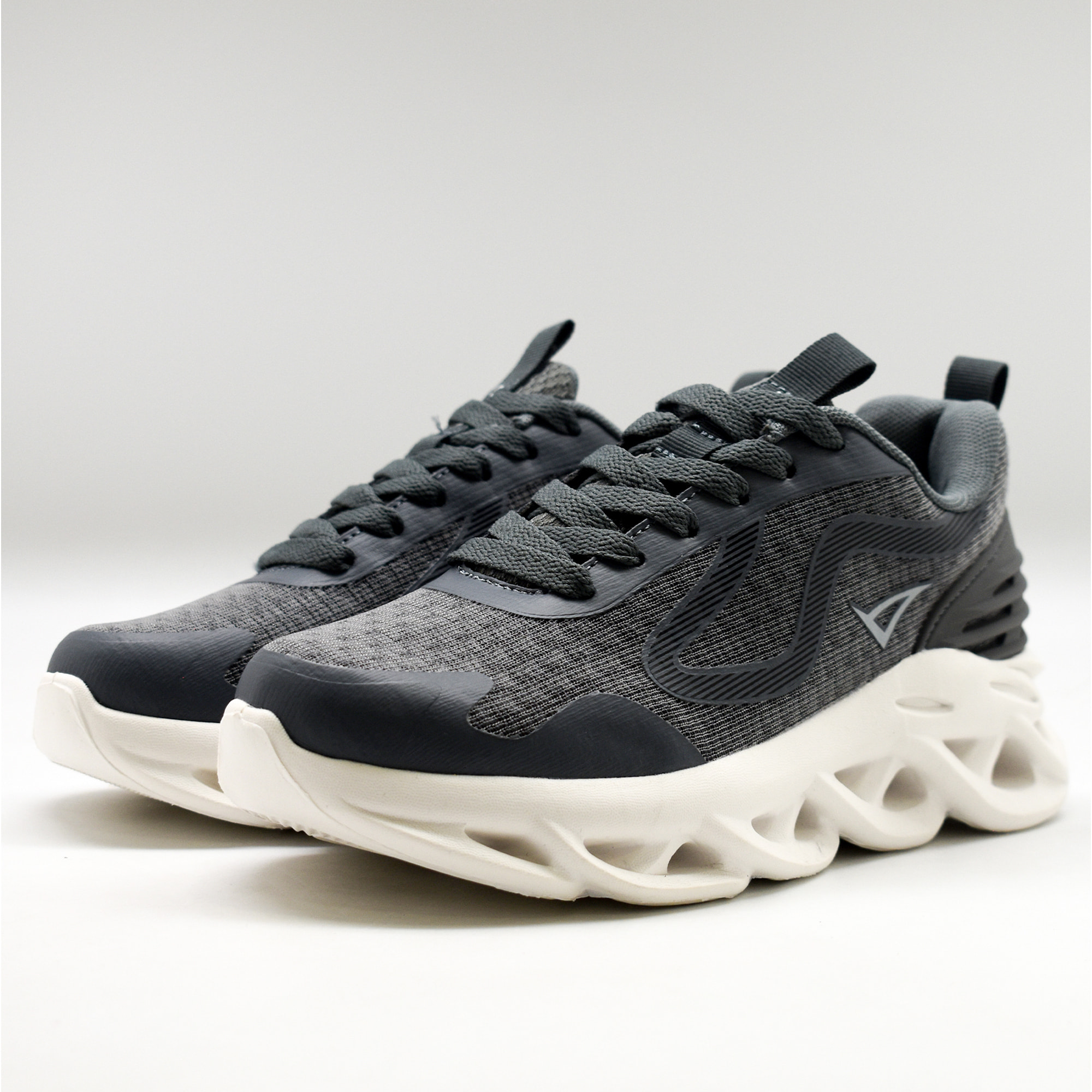 Scarpa sportiva DIMU