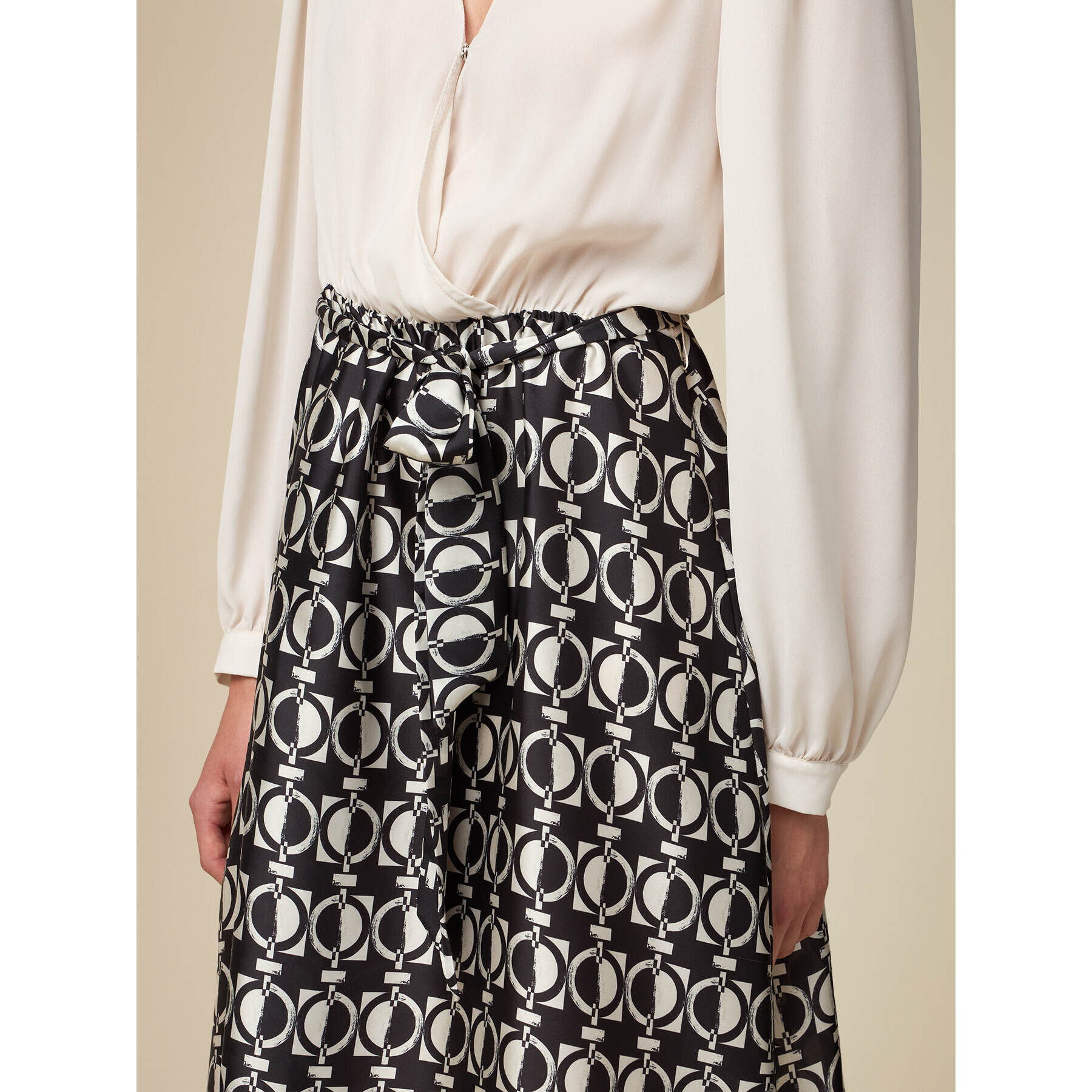 Oltre - Dress with patterned skirt - Blanco