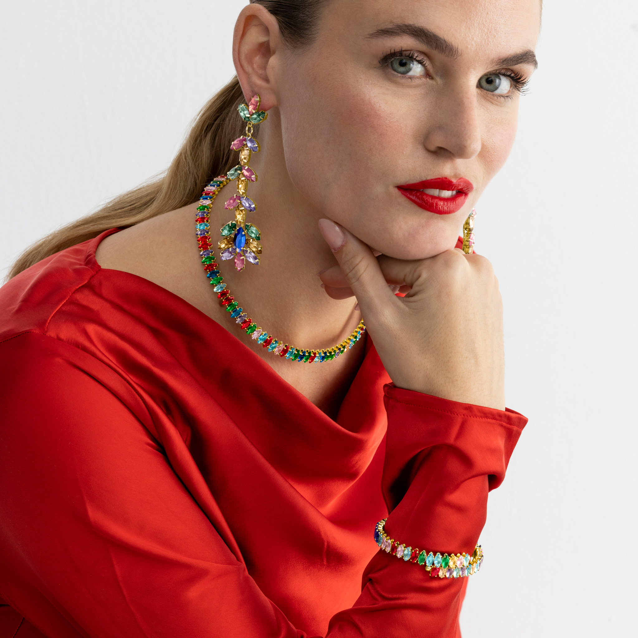 Pulsera con Cristal Multicolor acabado oro 18k