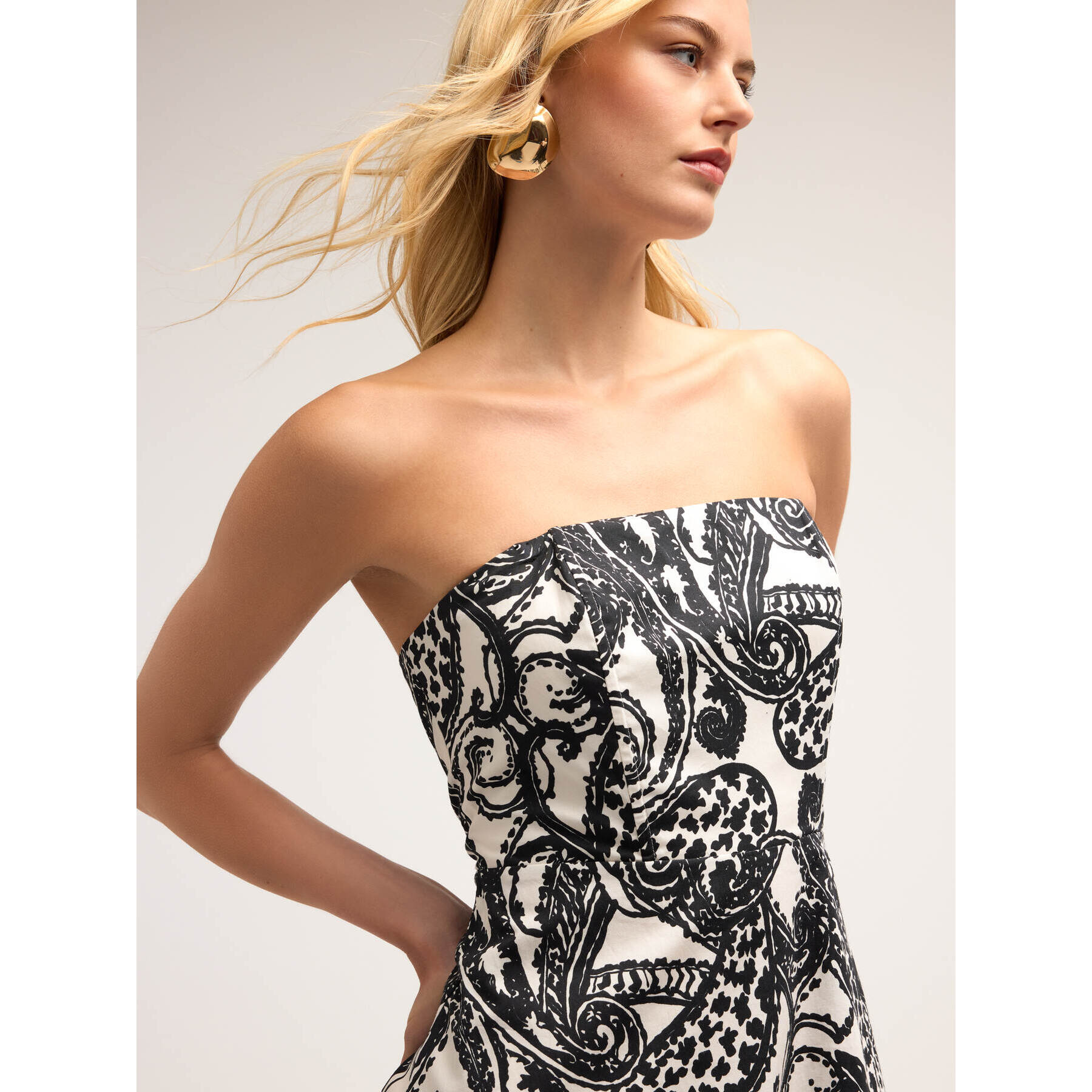 Motivi - Mini dress in cotone fantasia paisley - Nero