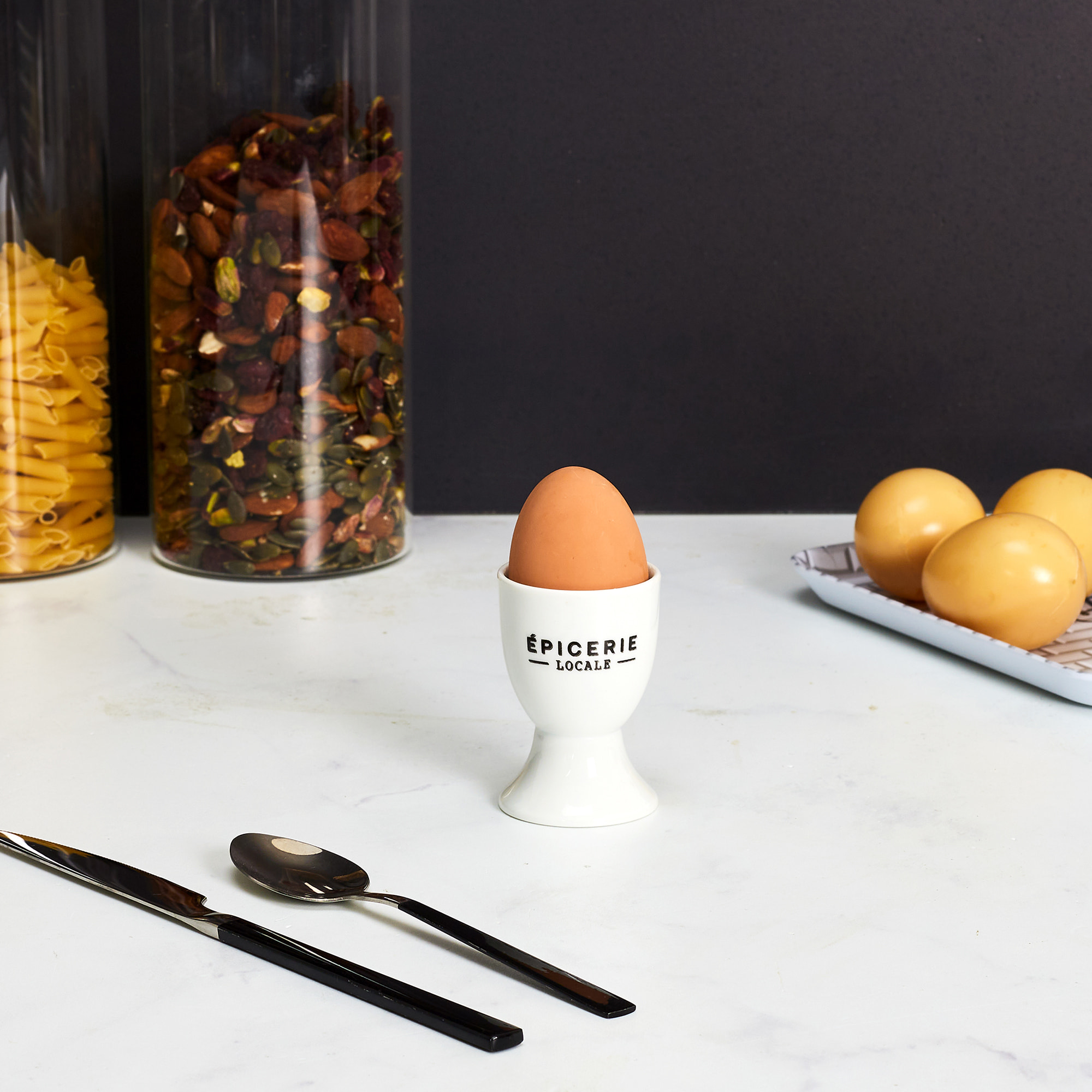 Coquetier - HOME DECO FACTORY - Bistrot - Design - Noir et Blanc
