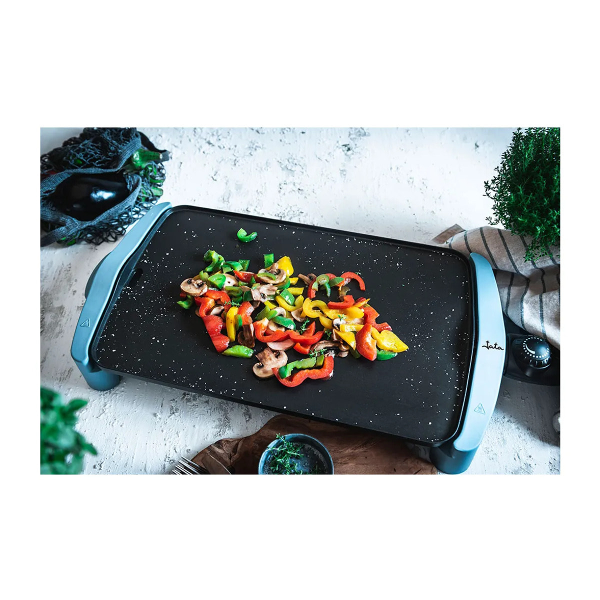 Plancha de cocina eléctrica JATA GR2500AM de 46 x 28 cm. Antiadherente. Resistencia patentada. Fabricada en España