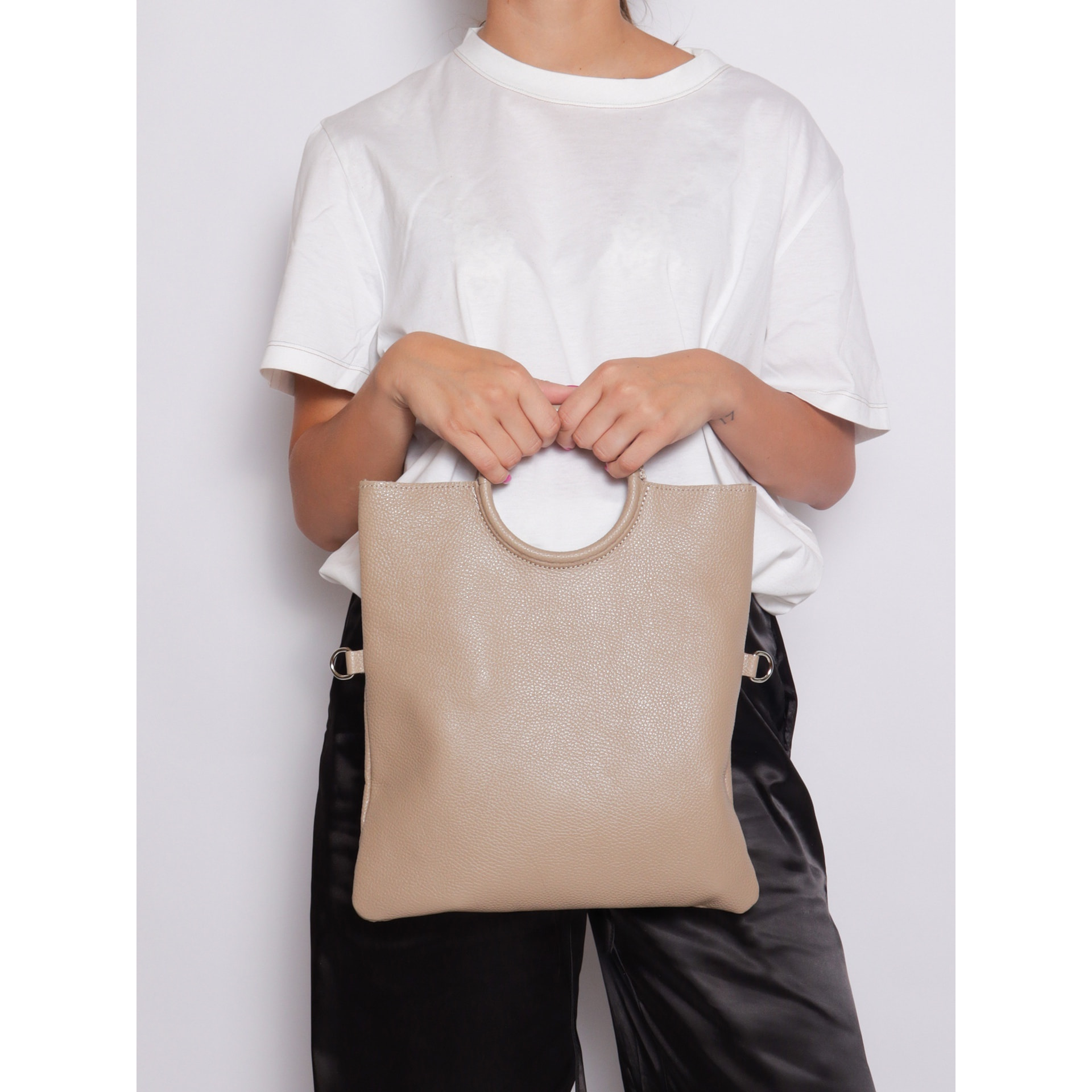 Borsa a mano da donna Made in Italy - Modello Valora Chic - 100% pelle - 29.0 x 30.0 x 1.0 cm