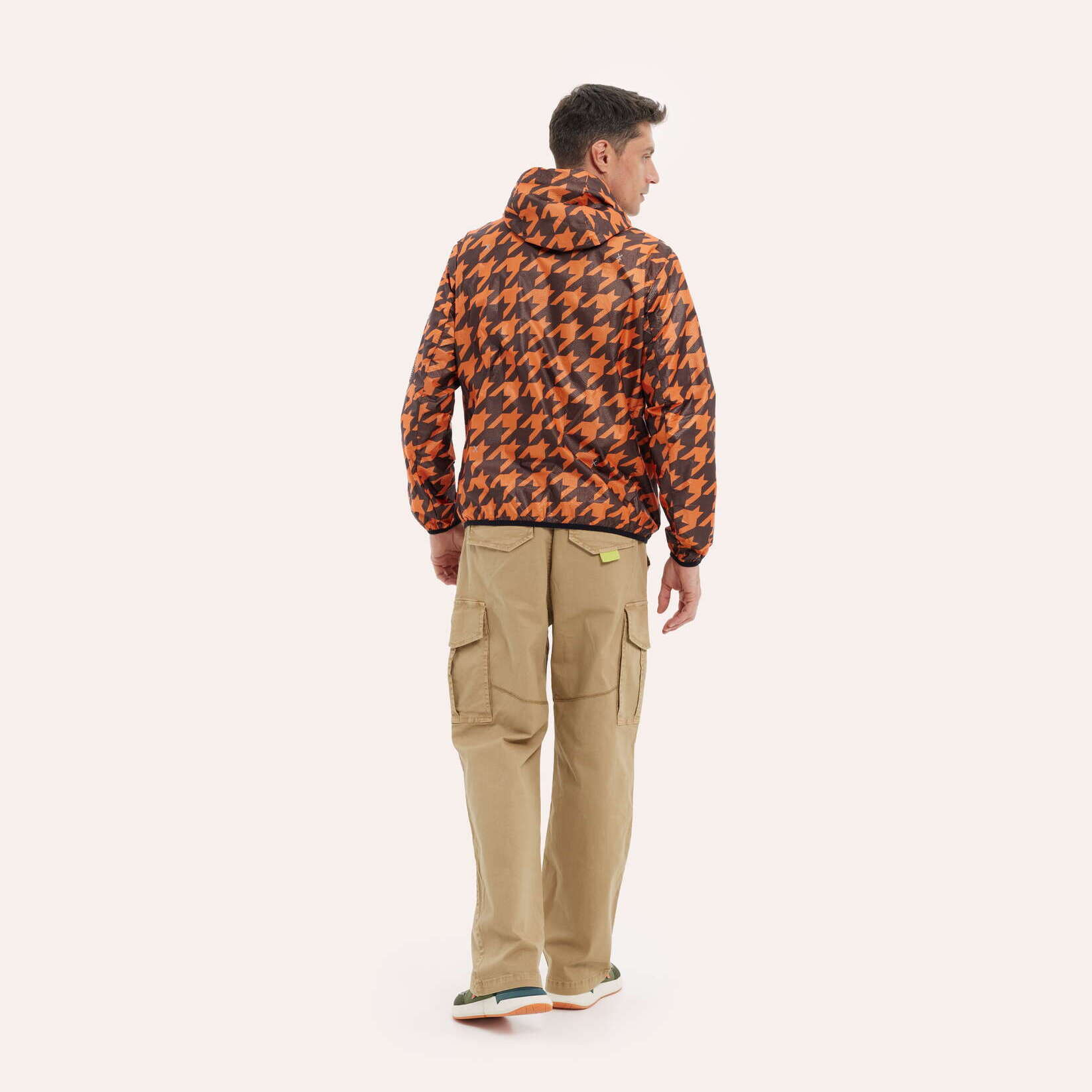 Cortavientos MUNICH flash streetwear de nylon naranja