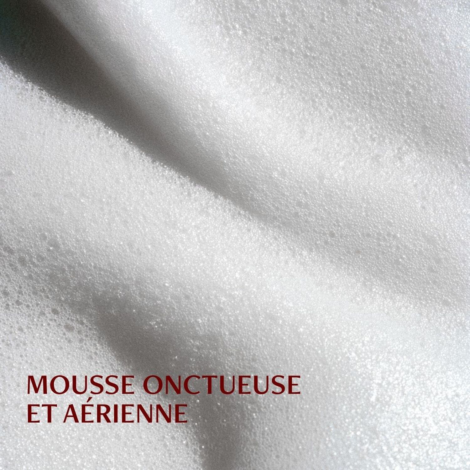 Bouquet Floral - Mousse Nettoyante Légère