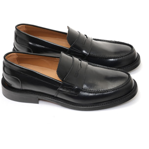 Mocassino modello saxone in pelle abrasivato fondo cuoio Nero