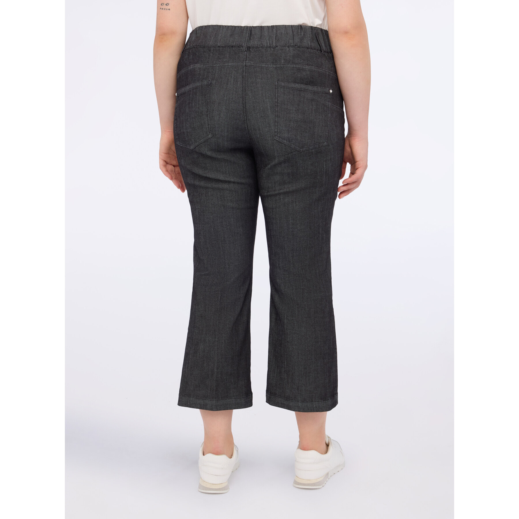 Fiorella Rubino - Jeans kick flare con botones joya - Negro