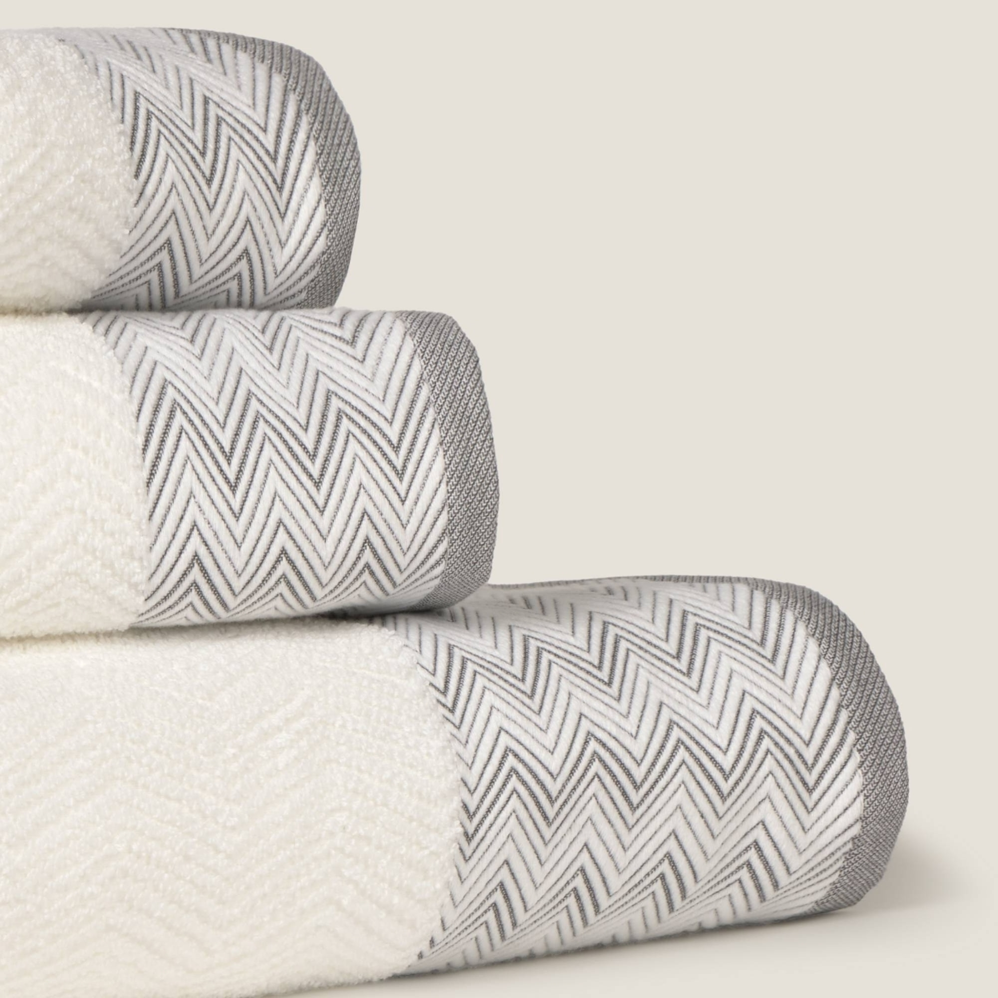 Toalla baño rizo algodón cenefa zigzag Etgrito color blanco 100% Algodón
