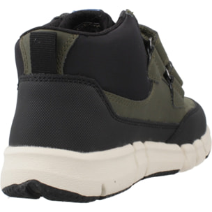 Zapatillas Niño de la marca GEOX  modelo J FLEXYPER BOY VERDE