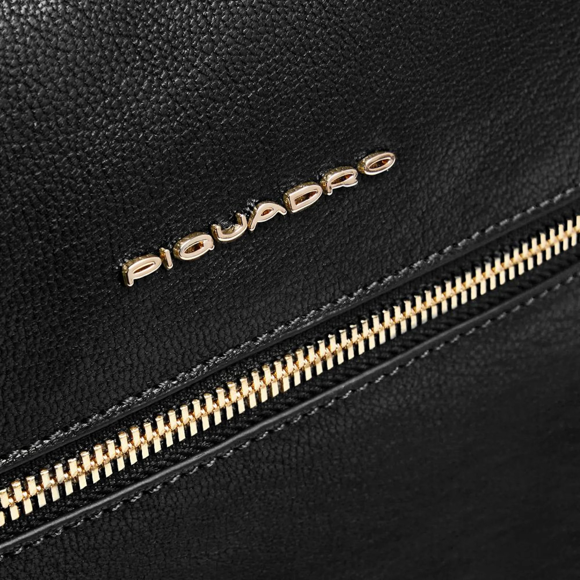 Piquadro Marsupio in pelle con tasca per Piquadro Smart Tracker, schermato con protezione RFID