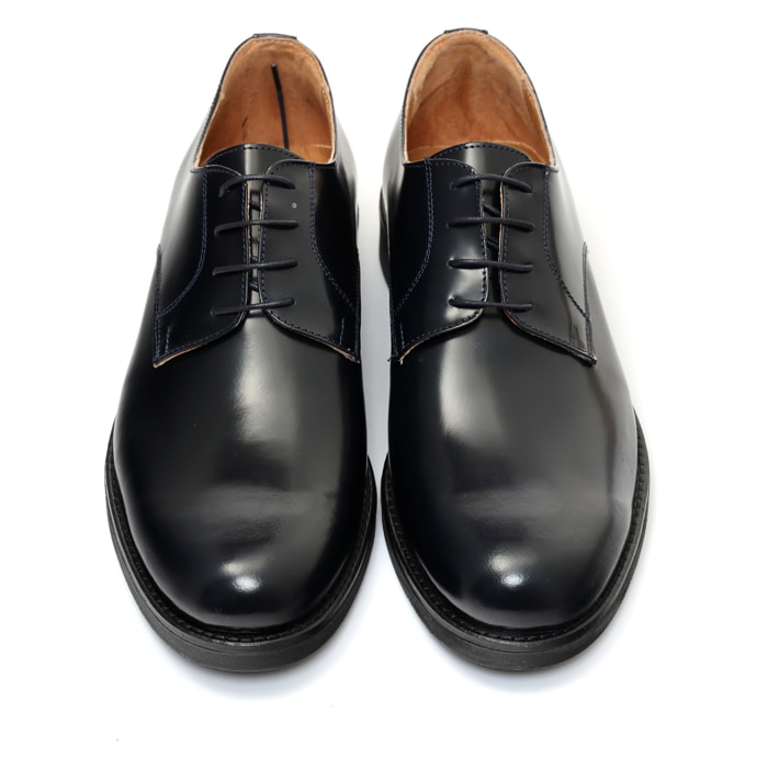 Derby stringate in pelle abrasivato con fondo in gomma Blu