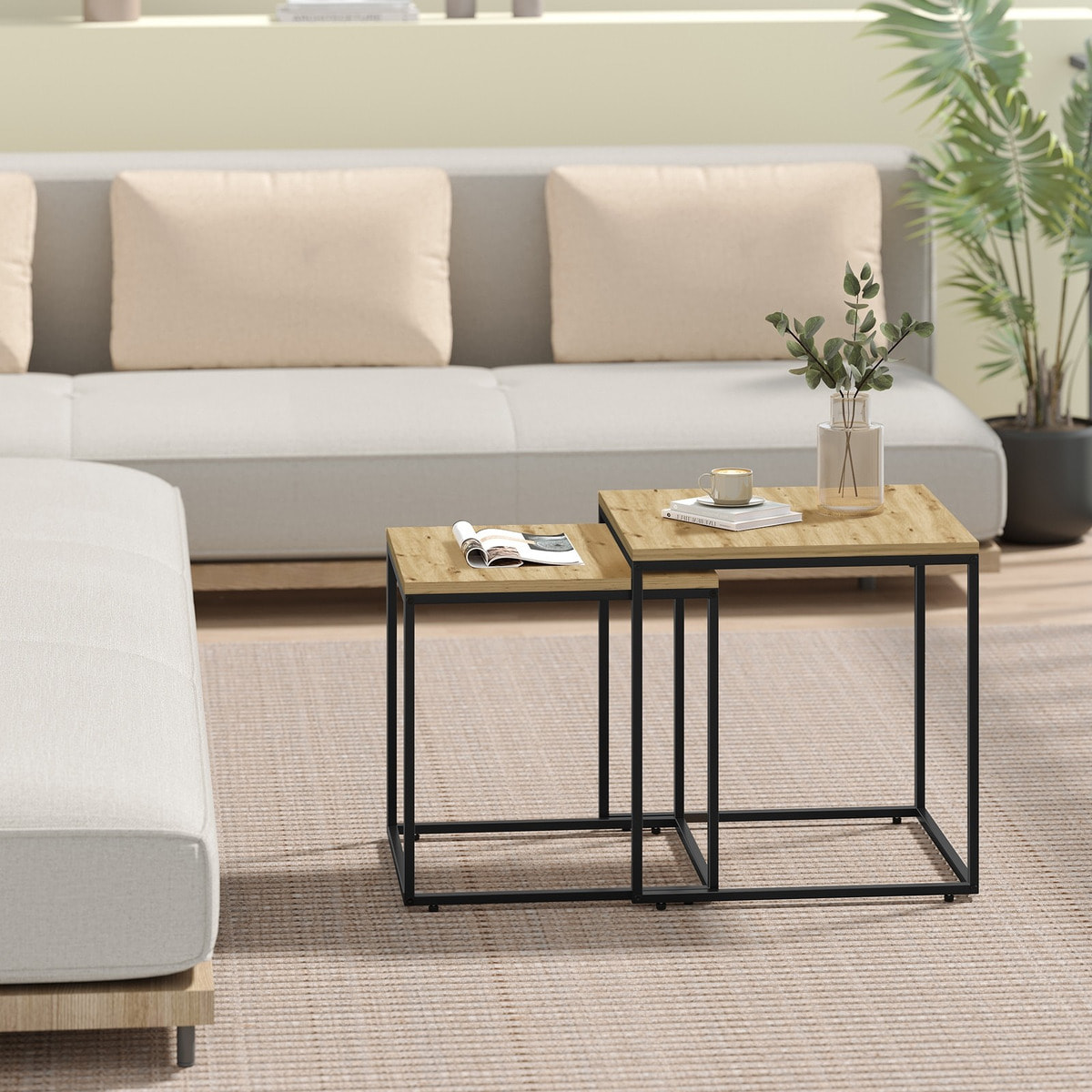 Set di 2 tavolini da salotto Nesting rovere e metallo nero